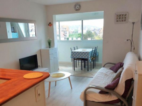 Charmant 2 pièces rénové avec loggia, à deux pas de la plage - Parking privé - Idéalement situé - FR-1-712-77
